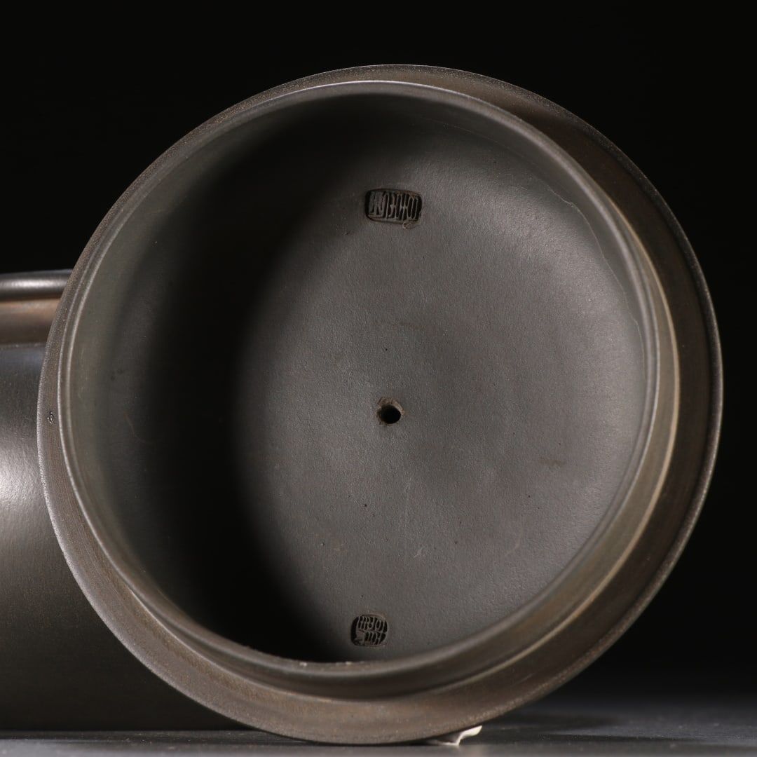 An Exquisite Purple Sands Teapot - 3