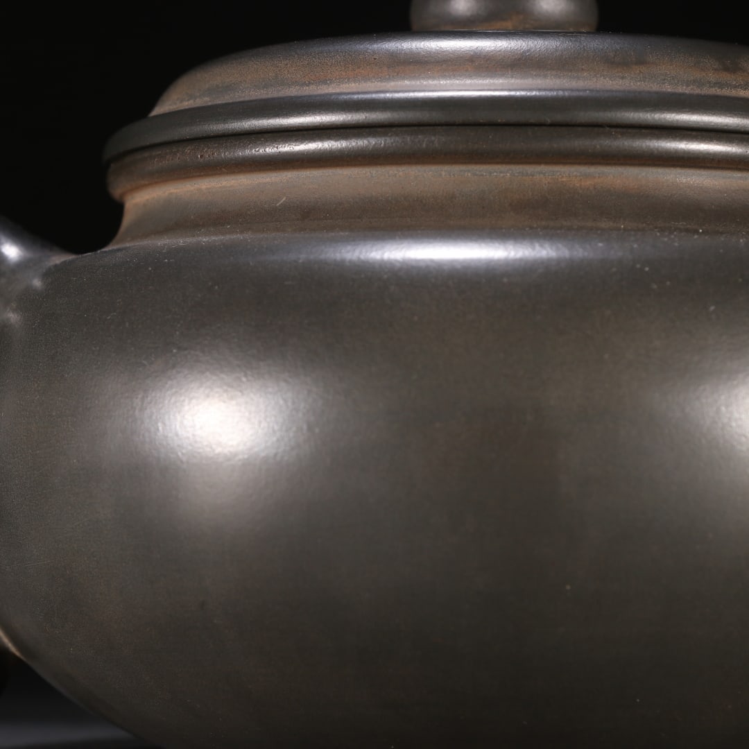 An Exquisite Purple Sands Teapot - 6