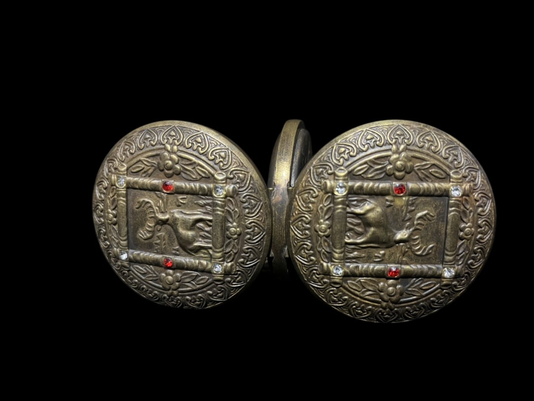 An Exquisite Bronze Figure Pattern Pocket watch - 4