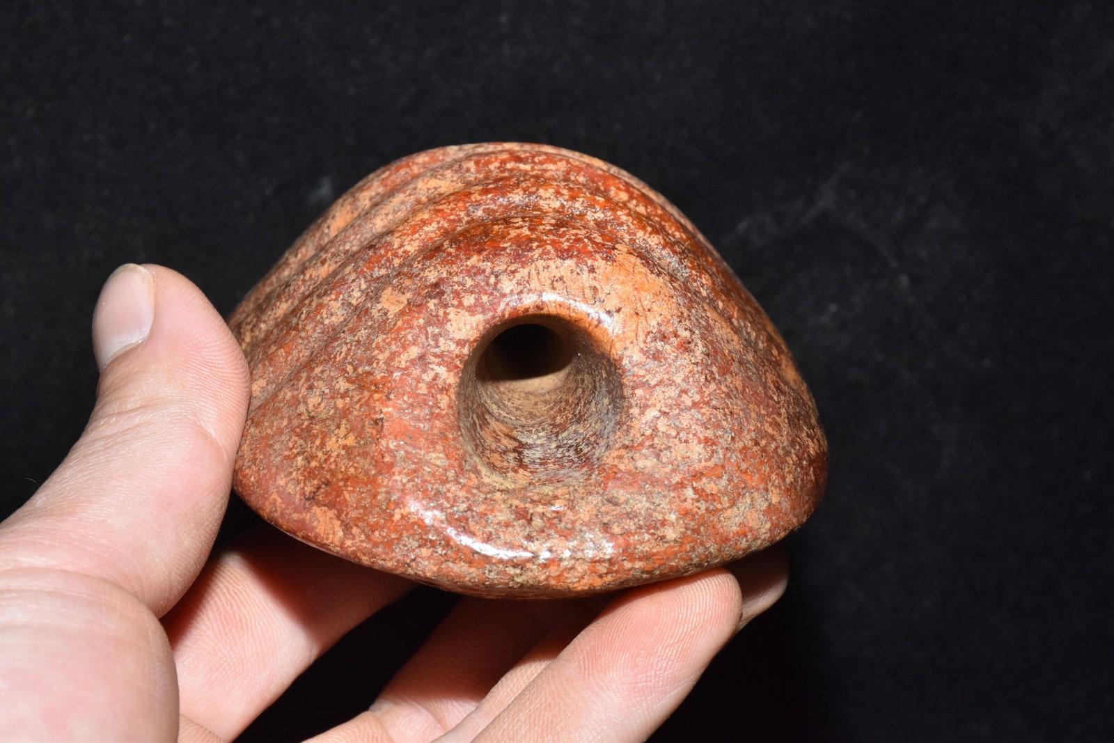 An Exquisite White Jade Tortoise Shell Ornament - 4