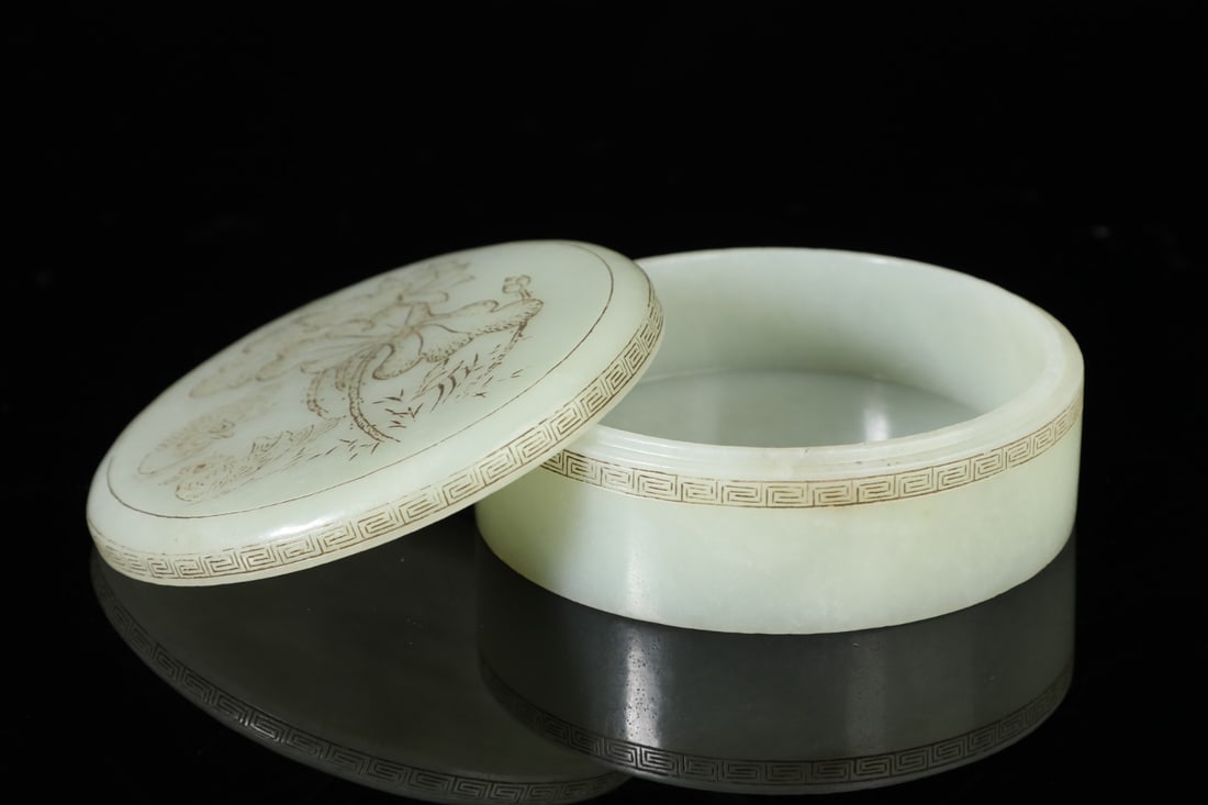 An Exquisite White Jade Flower and Bird Pattern Box - 4