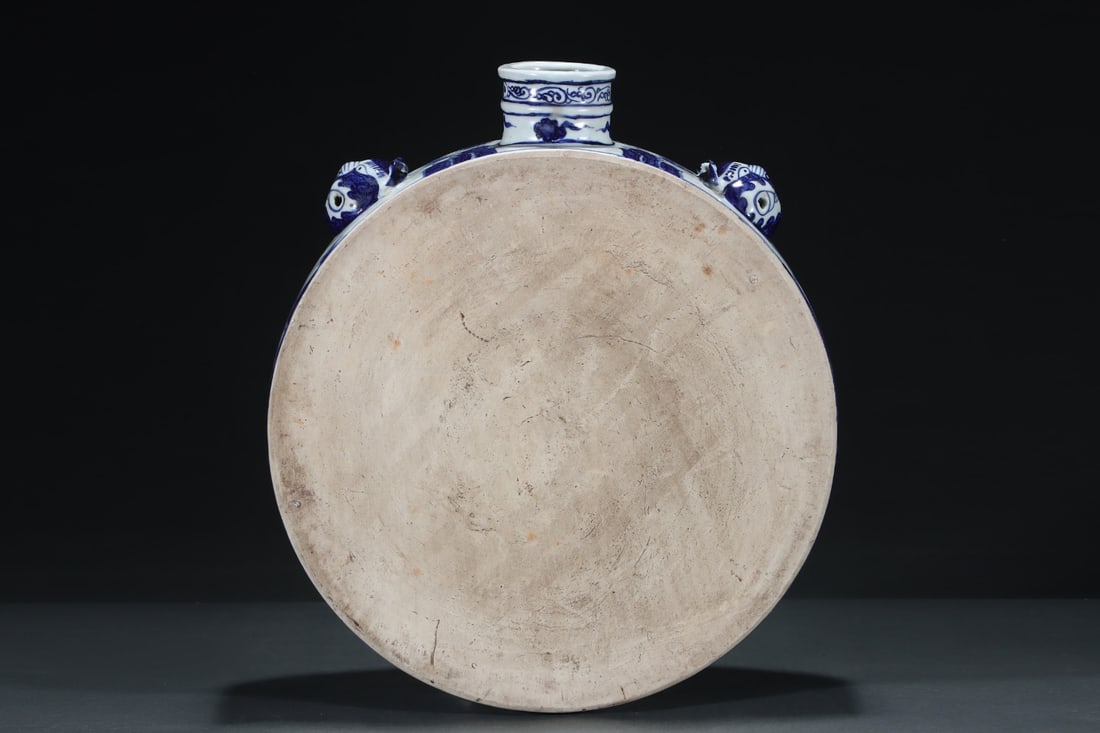 An Exquisite Blue and White Dragon Pattern Double-Ears Vase - 3