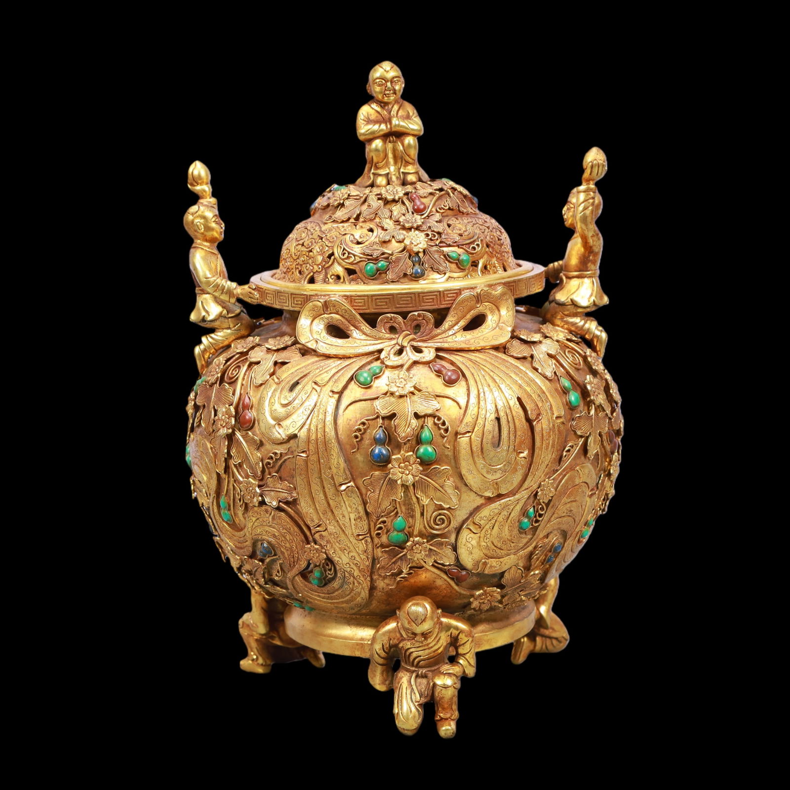 A Exquisite Gilt Bronze Inlaid Gems Flower Pattern Double-Ears and Tripod Censer: A Exquisite Gilt Bronze Inlaid Gems Flower Pattern Double-Ears and Tripod Censer Qing Dynasty, China Size:19cmx30cm Weight:3350g (The Dimensions Of All Batches Are Manually Measured.If You Need