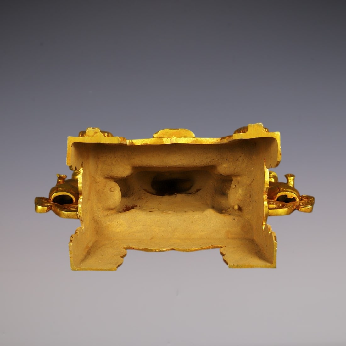 An Exquisite Gilt Bronze Buddha Statue - 10