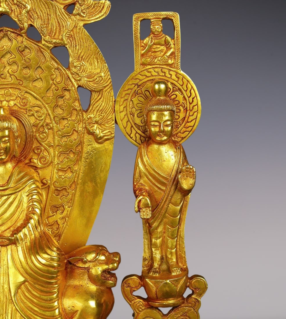 An Exquisite Gilt Bronze Buddha Statue - 4
