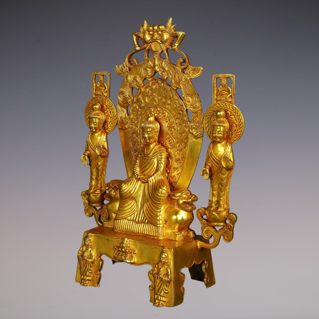 An Exquisite Gilt Bronze Buddha Statue - 8