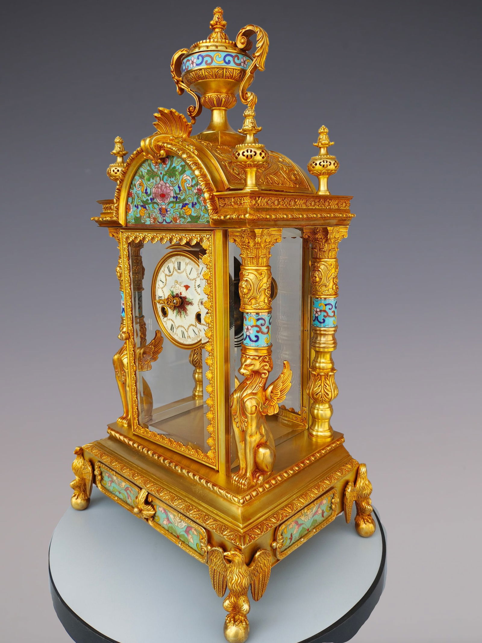 An Exquisite Gilt Bronze Lotus Pattern Clock - 6