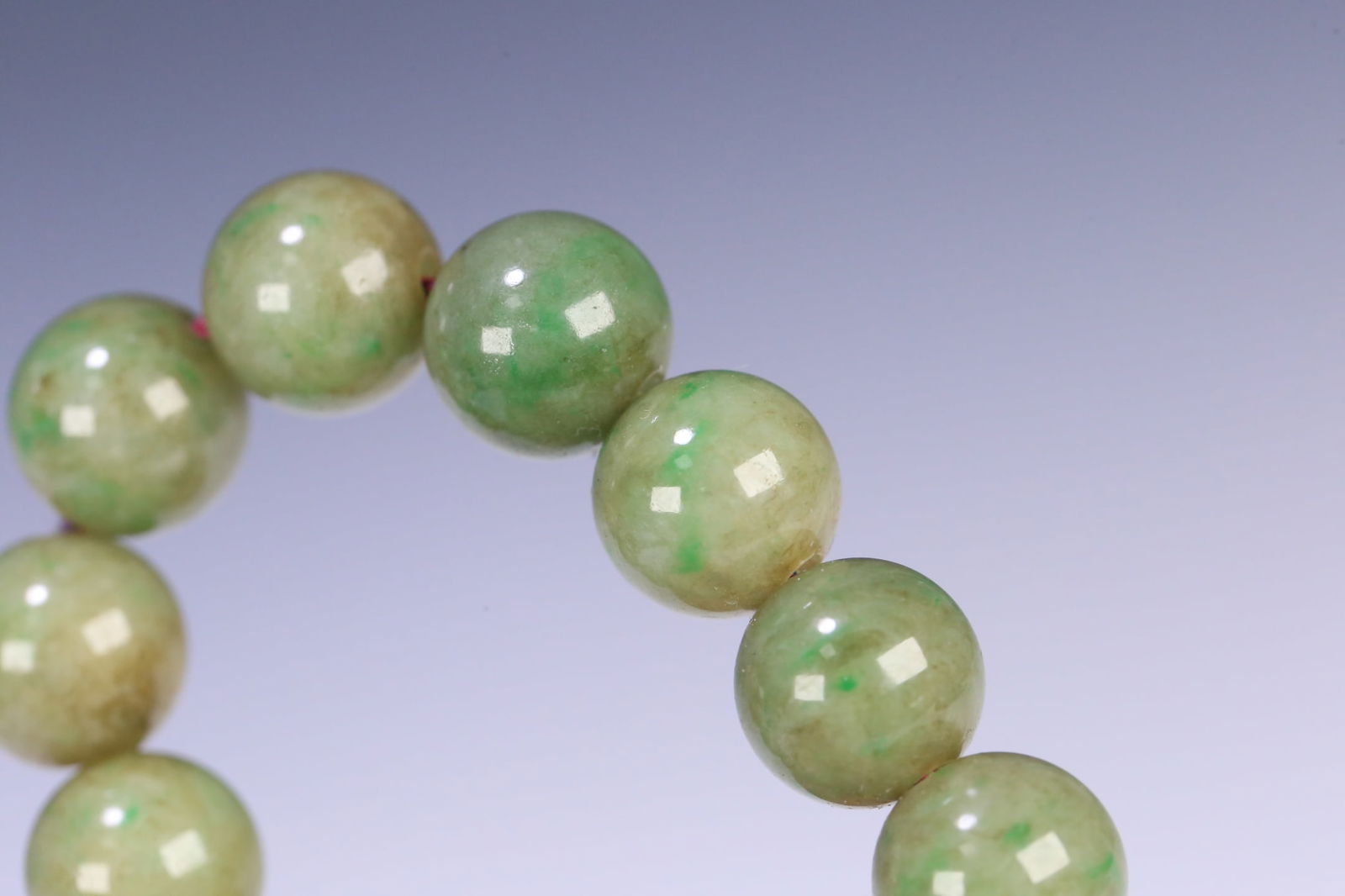 An Exquisite Jadeite Bracelets - 6