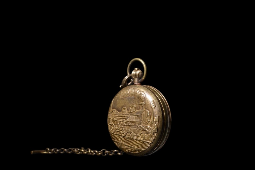 An Exquisite Bronze Pocket watch - 5