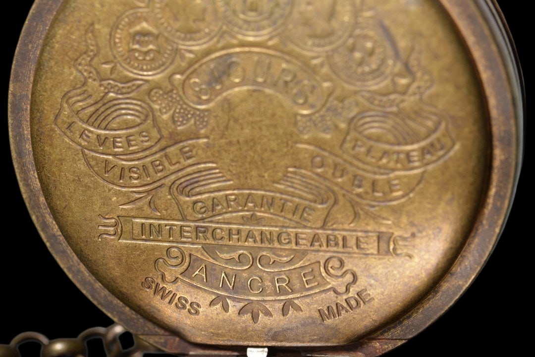 An Exquisite Bronze Pocket watch - 8