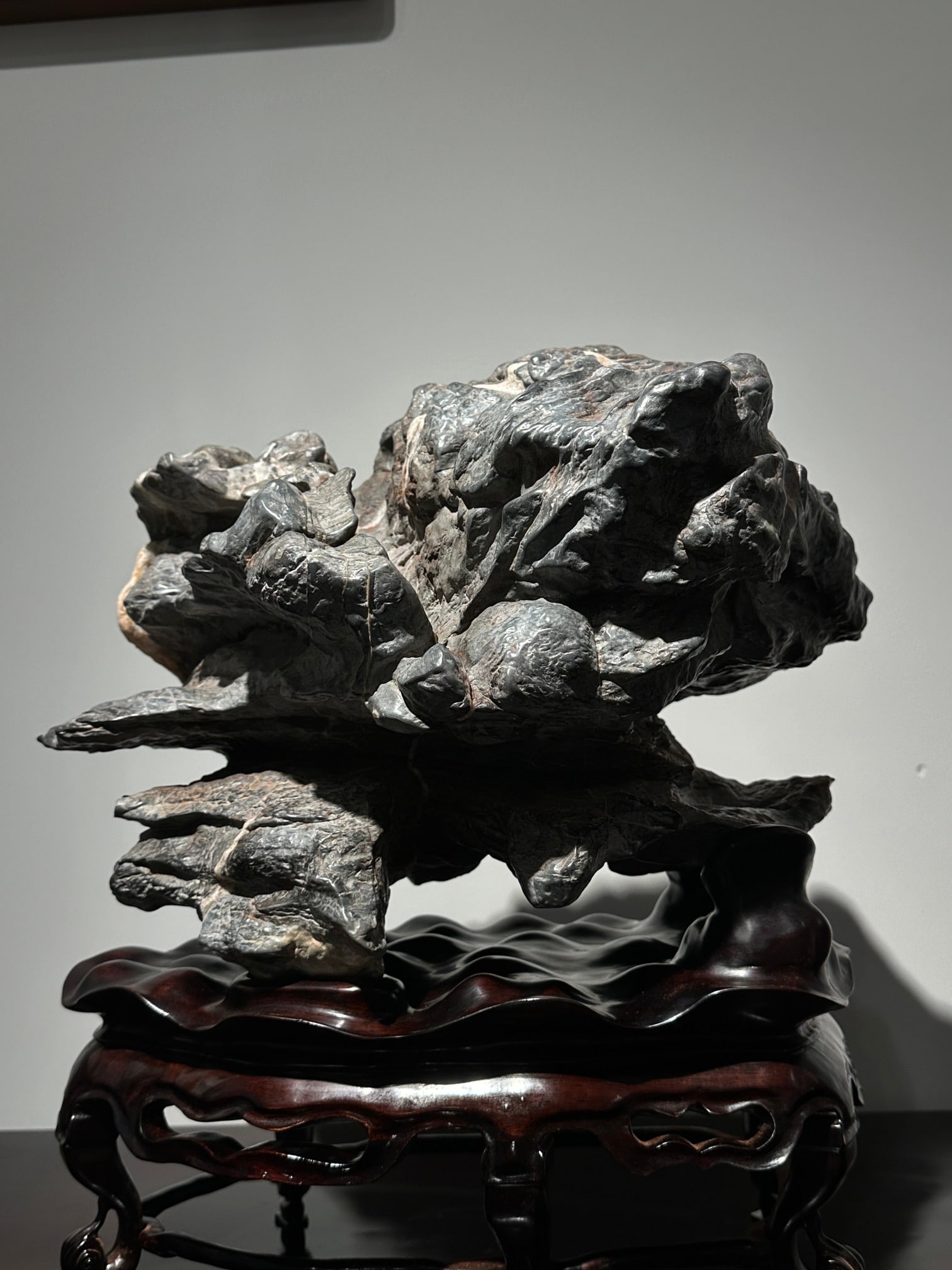 An Exquisite Lingbi Stone Ornament - 3