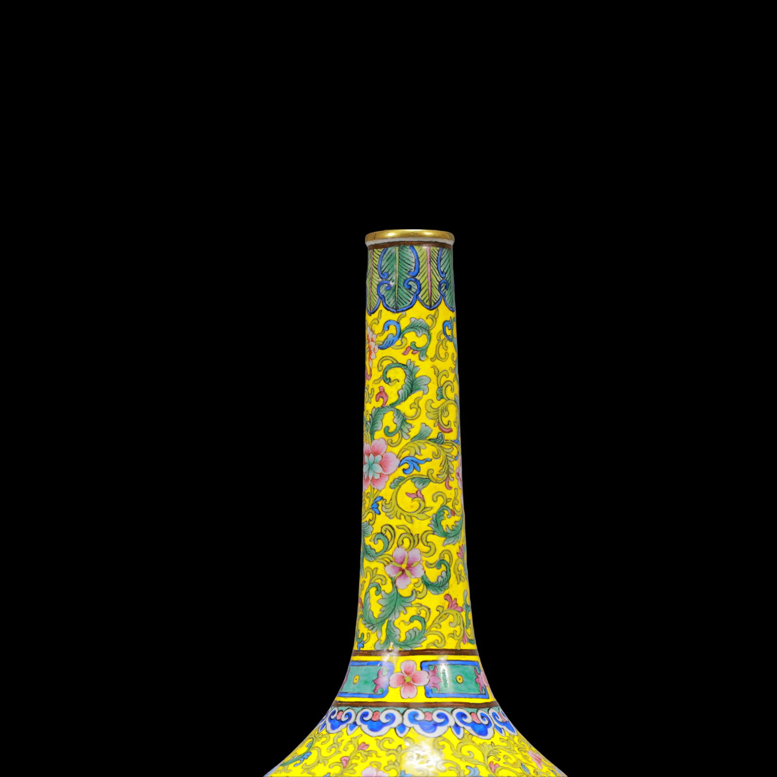 A Exquisite Coppery Enamel Lotus Pattern Vase - 2