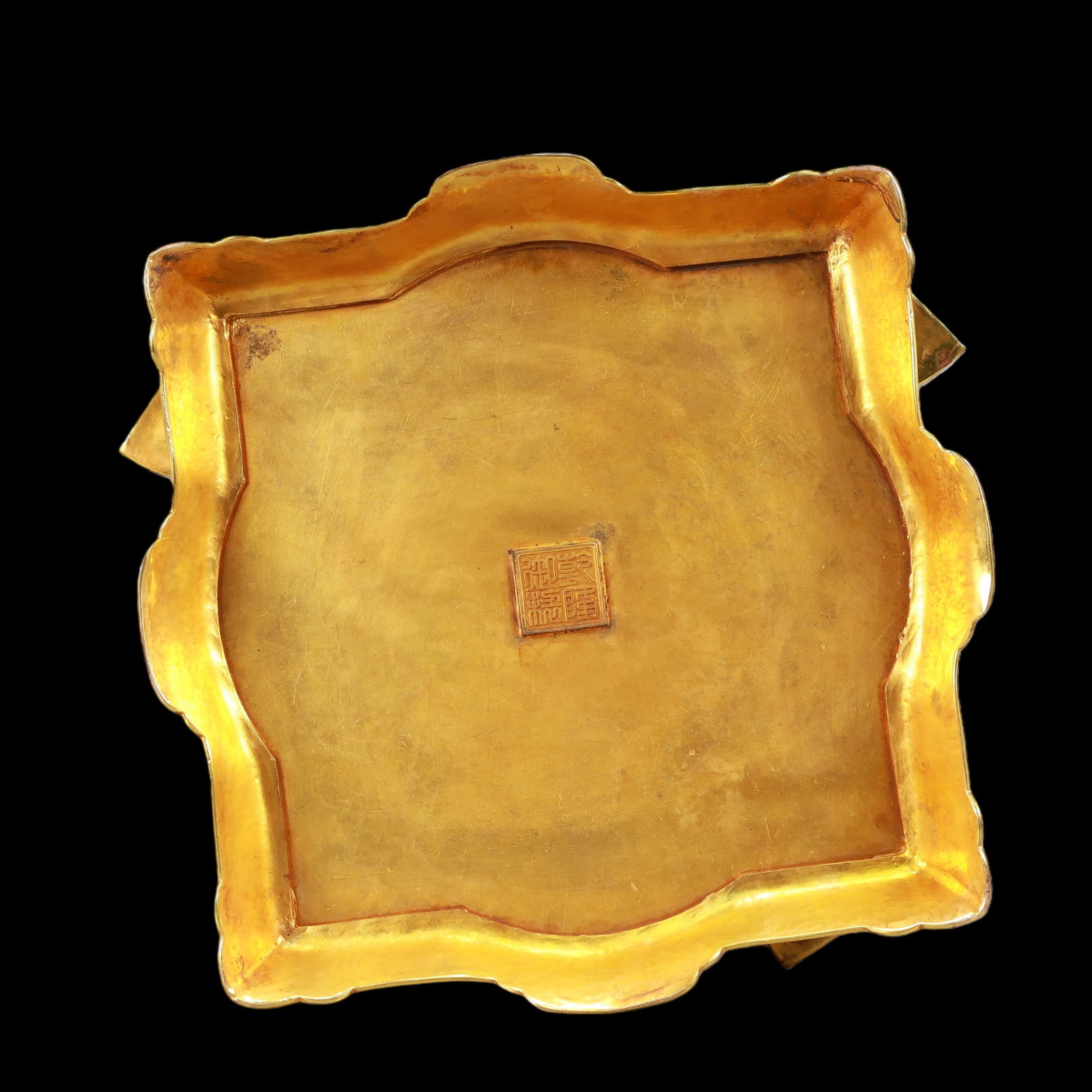 A Exquisite Gilt Bronze Lotus Pattern Dragon Pattern Censer - 9