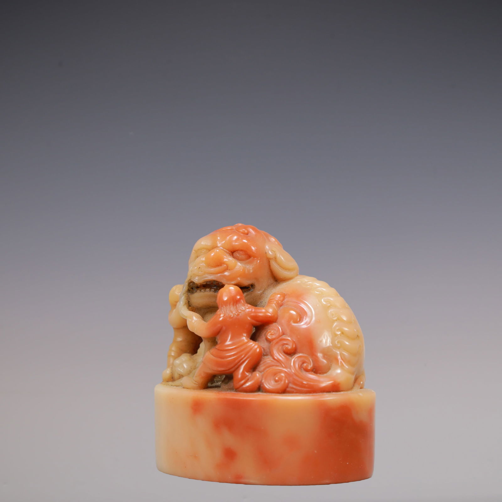 A Exquisite Shoushan Stone Auspicious Beast Seal - 2