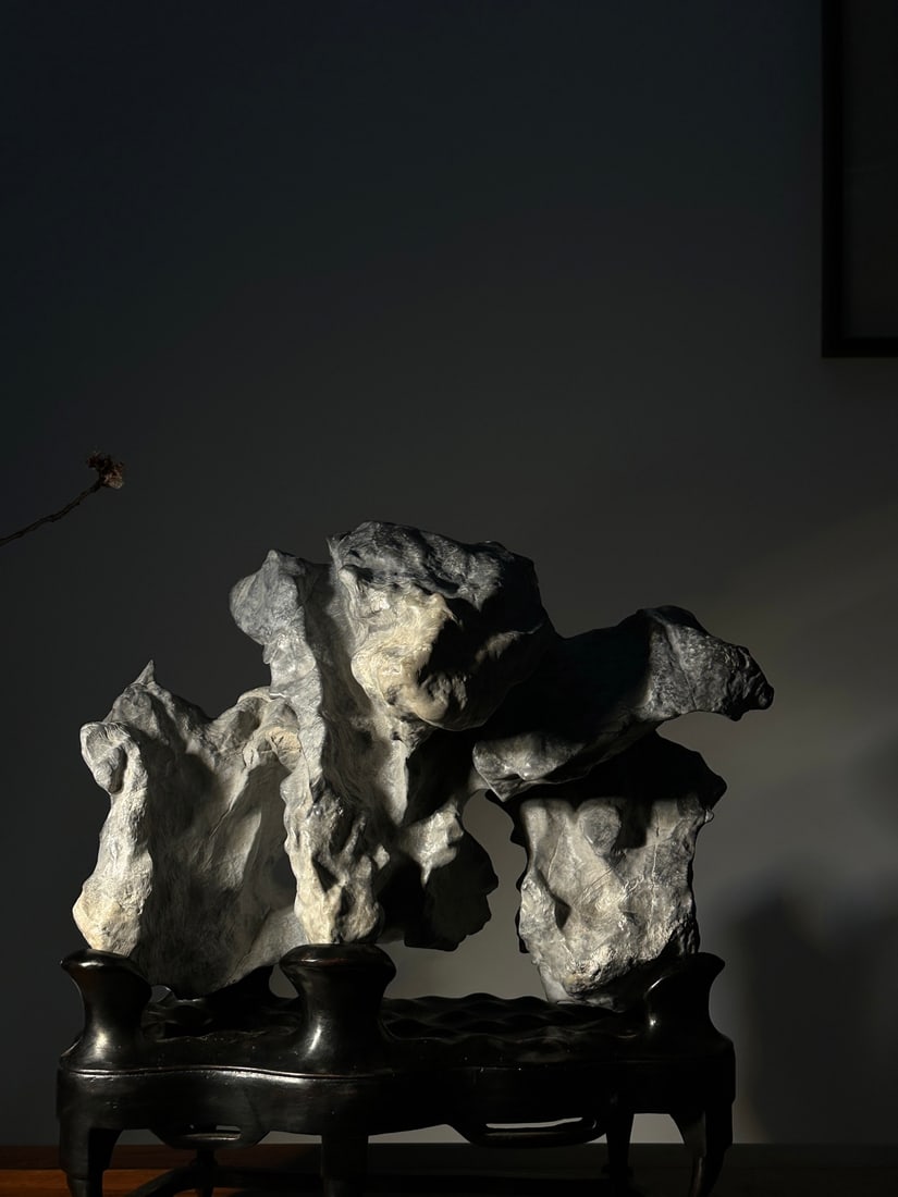 An Exquisite Lingbi Stone Ornament - 2