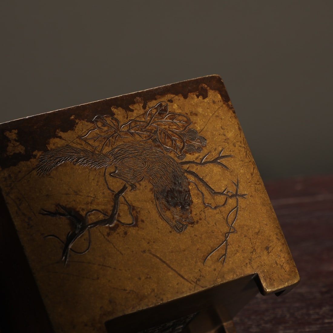 An Exquisite Bronze Flower Pattern Censer - 8