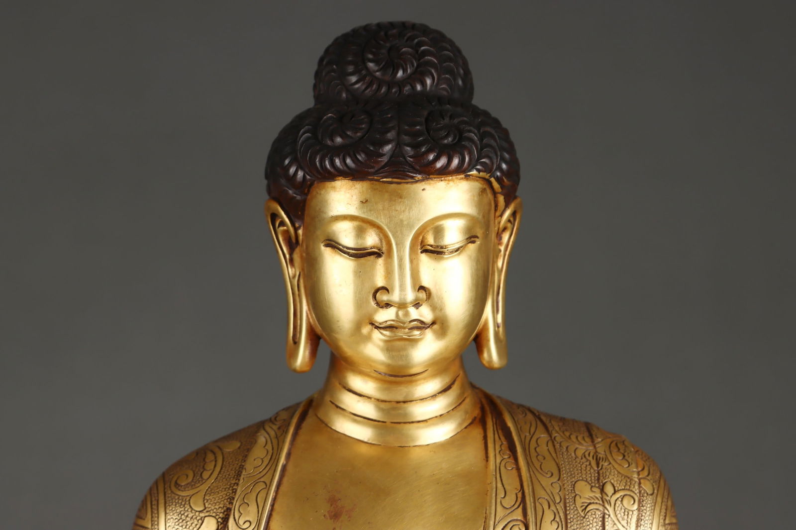 An Exquisite Gilt Bronze Buddha Statue - 5