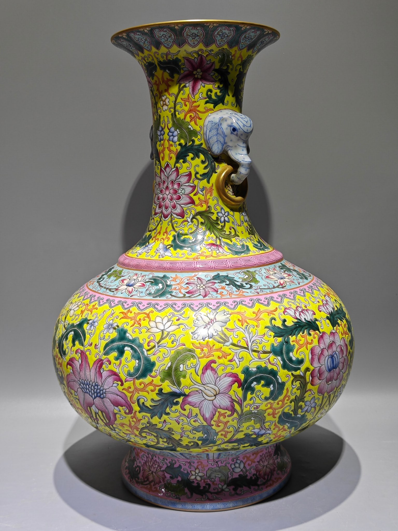 An Exquisite Enamel Lotus Pattern Double-Ears Vase - 2