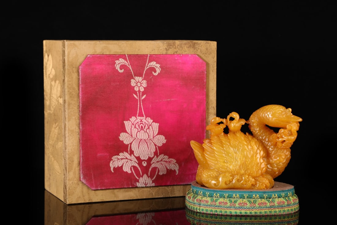 An Exquisite Shoushan Stone Goose Ornament: An Exquisite Shoushan Stone Goose Ornament Qing Dynasty, China Size:11.5cmx14cm Weight:1284g (The Dimensions Of All Batches Are Manually Measured.If You Need More Detailed Information, Please