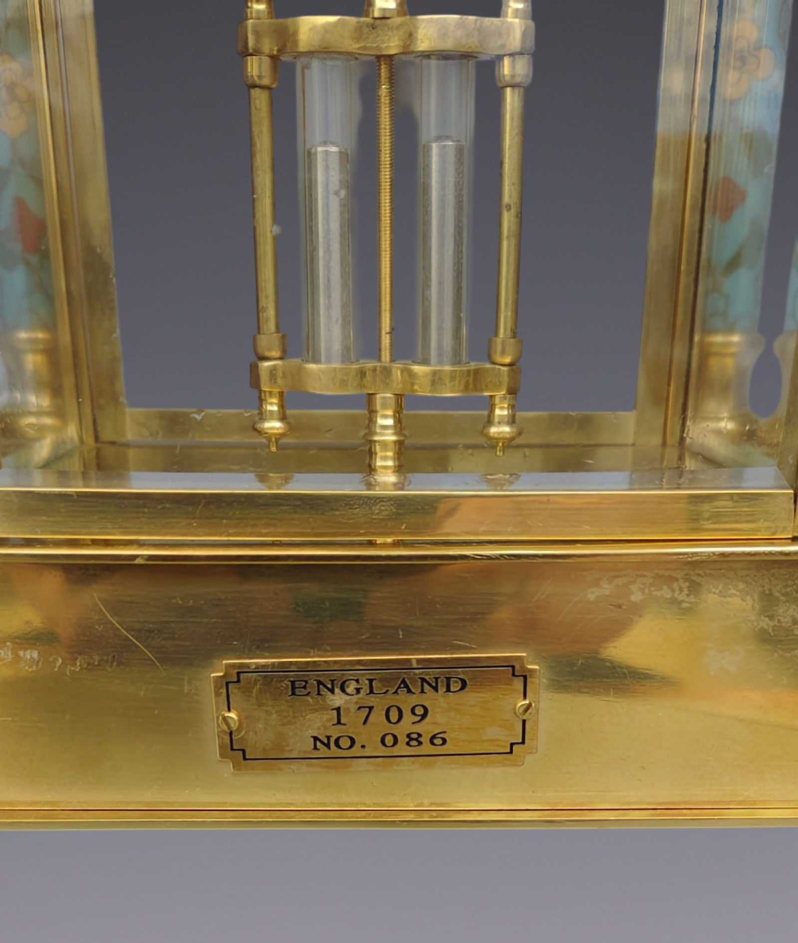 An Exquisite Gilt Bronze Lotus Pattern Clock - 9