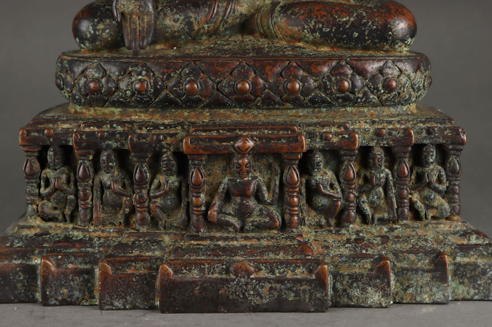 An Exquisite Bronze Buddha Statue - 7