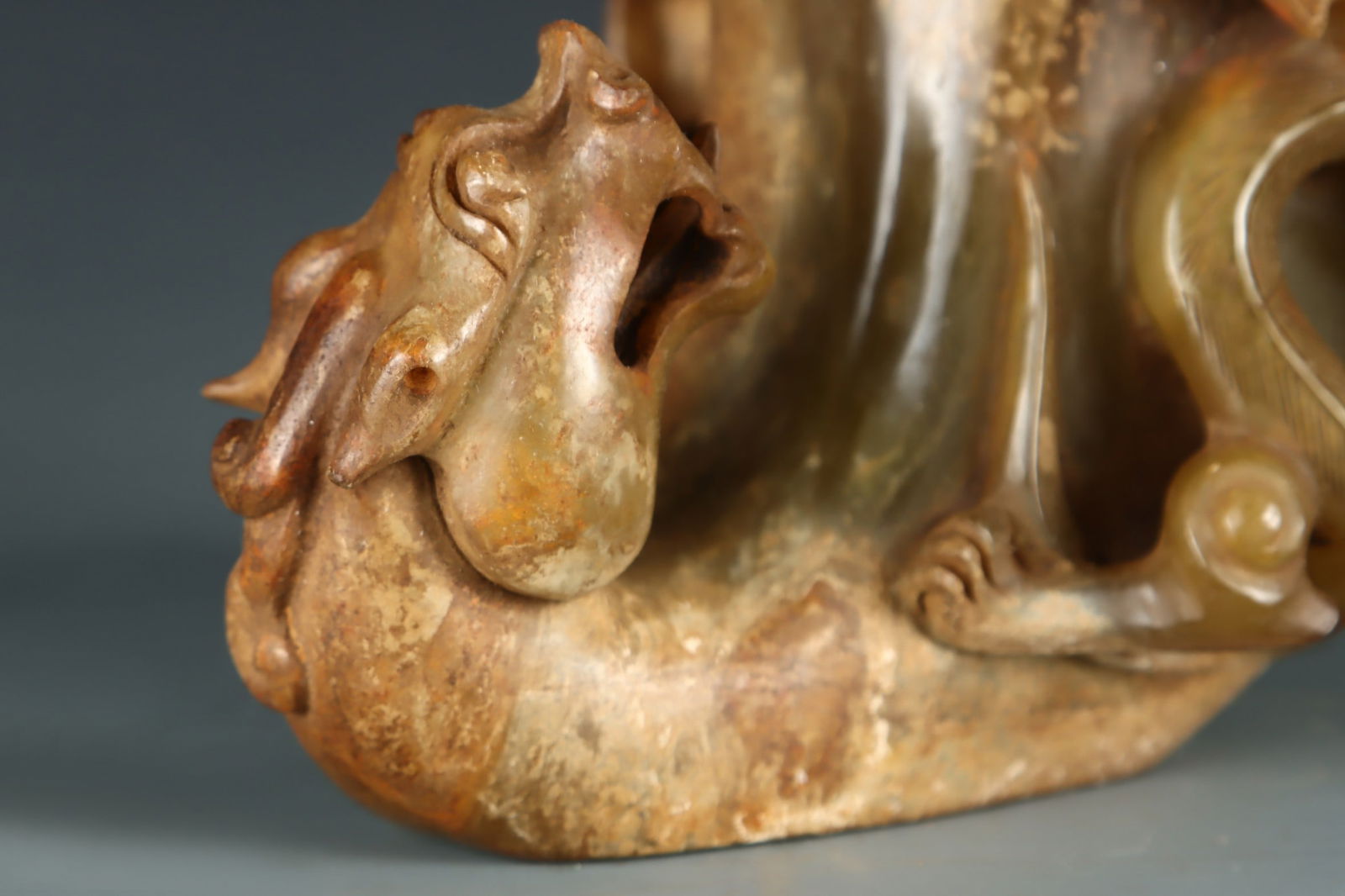 An Exquisite White Jade Chi-Dragon Pattern Goblet - 6