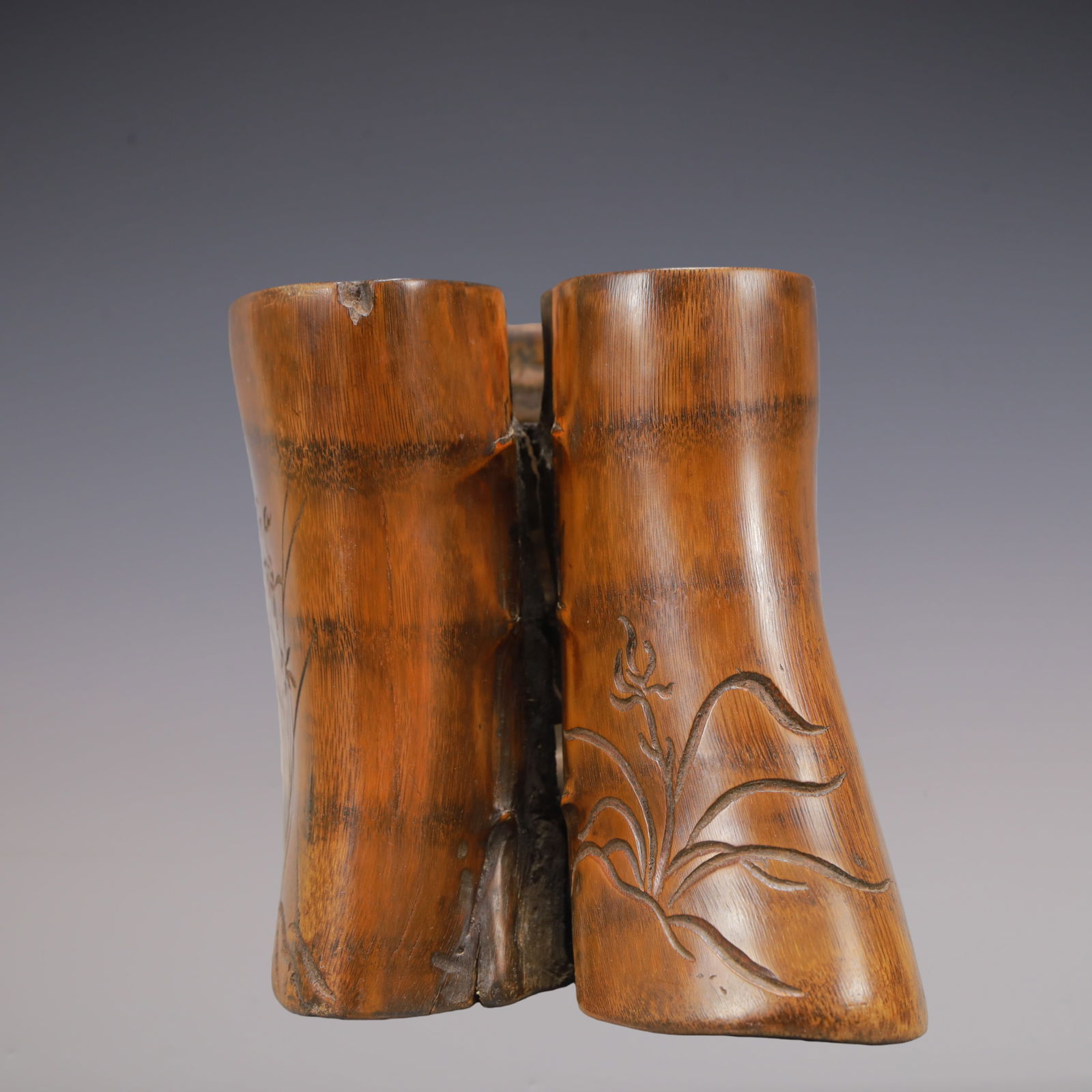 A Exquisite Bamboo Flower Pattern with poem Brush Pot - 2