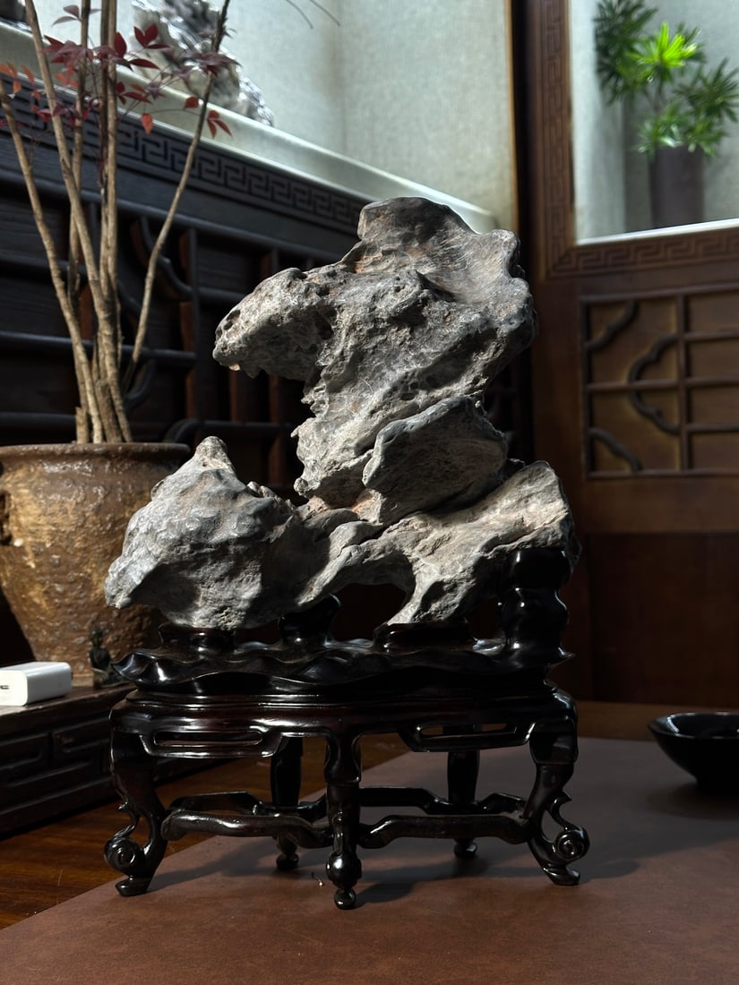 An Exquisite Lingbi Stone Ornament - 2