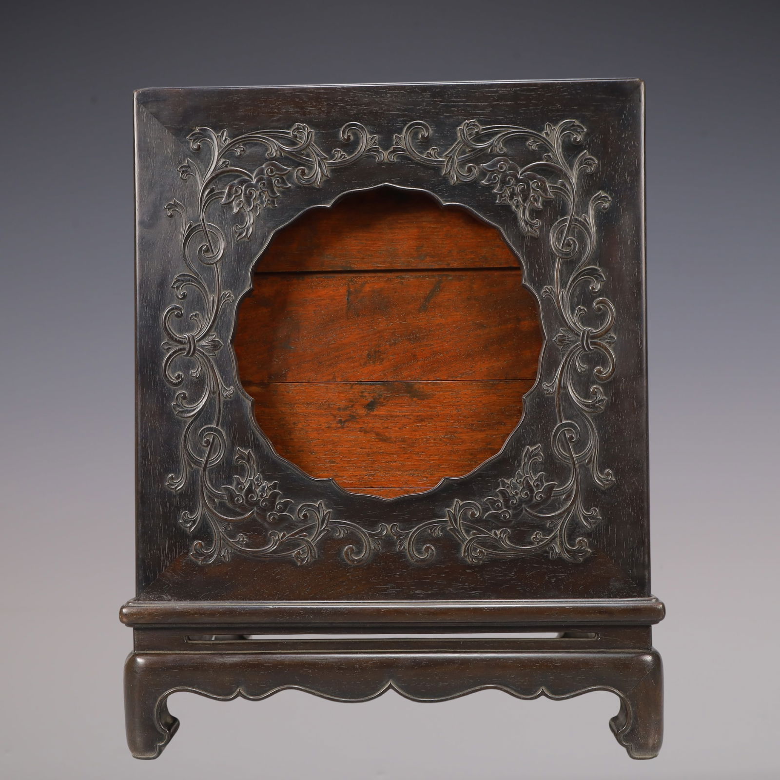 A Exquisite Zitanwood Flower Pattern Box - 3