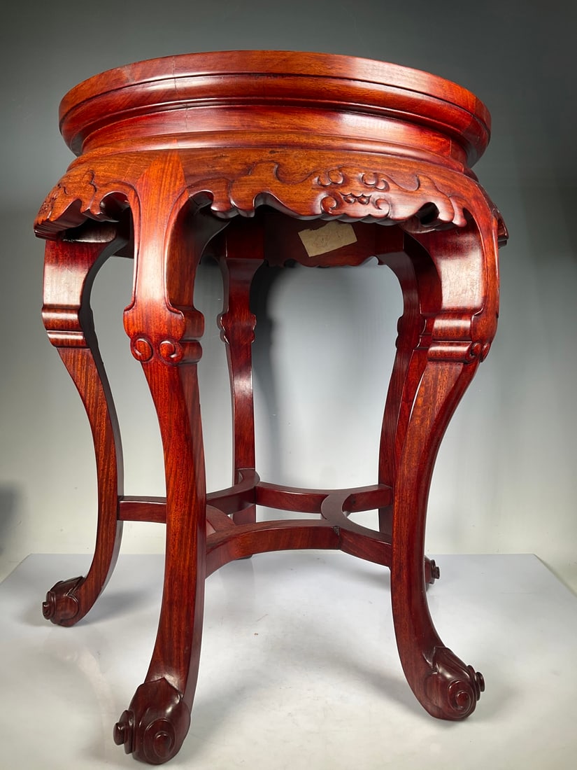An Exquisite Huanghuali wood Inlaid Cloisonne Flower and Bird Pattern Stool: An Exquisite Huanghuali wood Inlaid Cloisonne Flower and Bird Pattern Stool Modern Time of China Size:51cmx44cm (The Dimensions Of All Batches Are Manually Measured.If You Need More Detailed