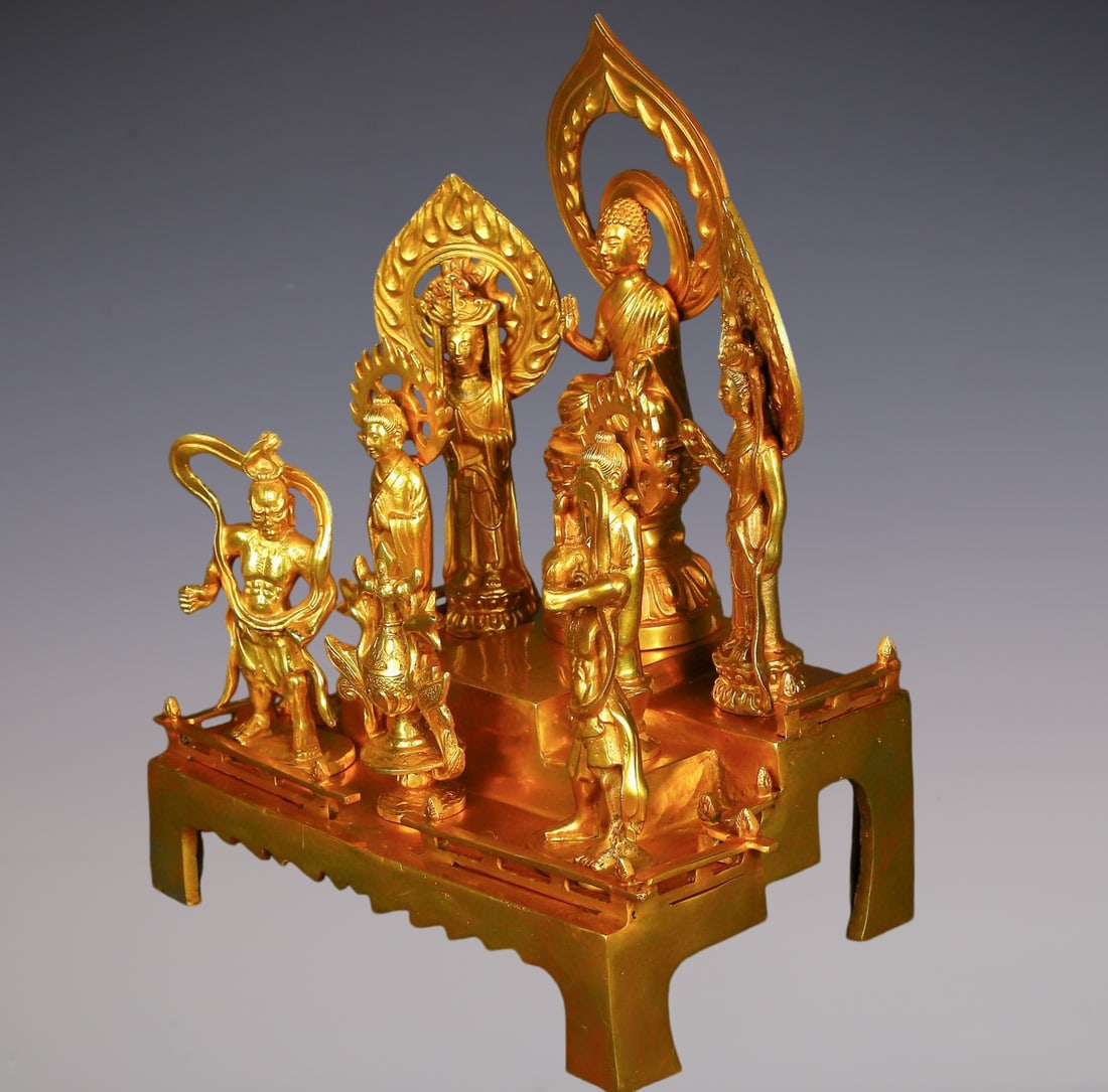 An Exquisite Gilt Bronze Buddha Statue - 6