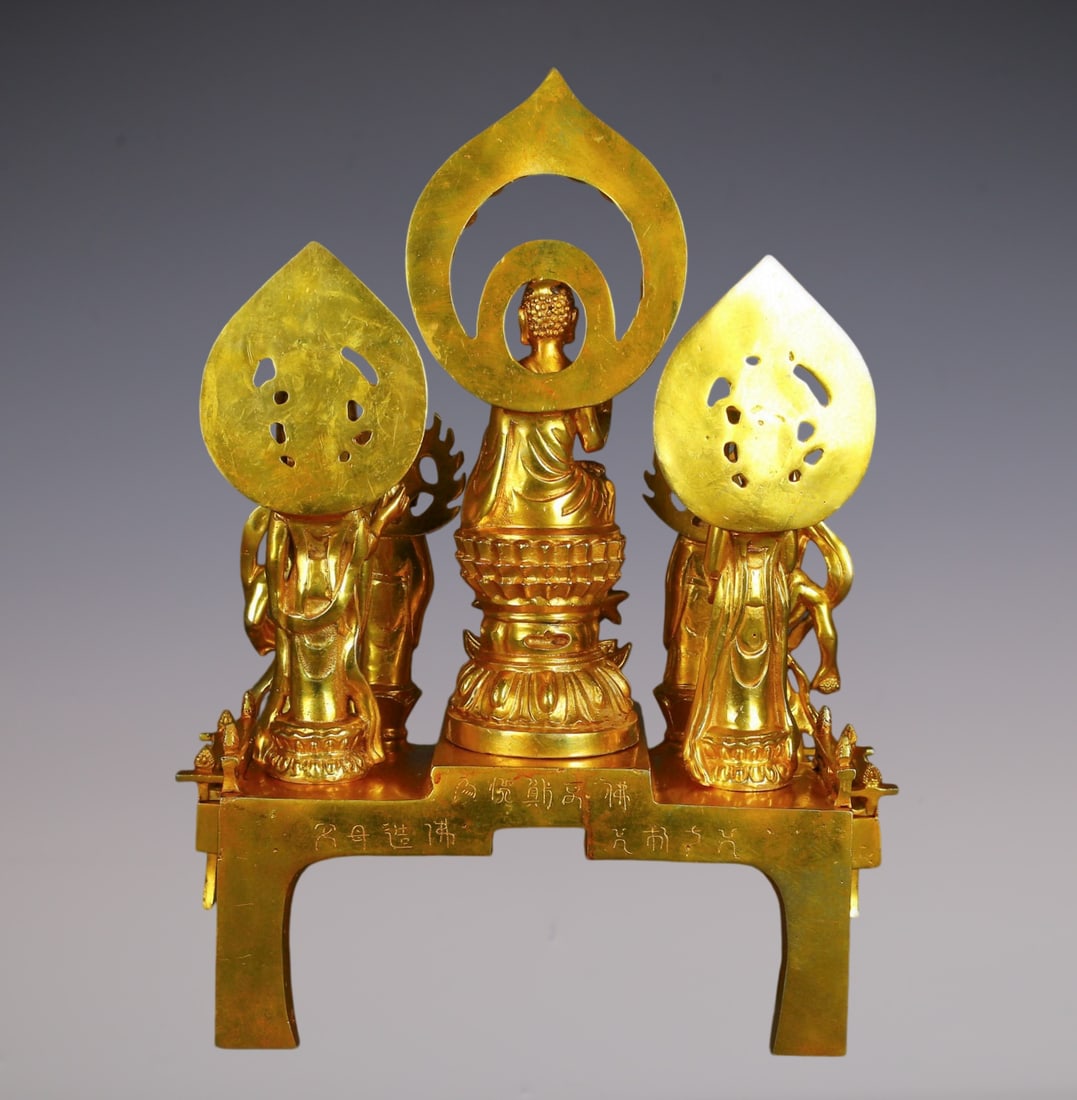 An Exquisite Gilt Bronze Buddha Statue - 9