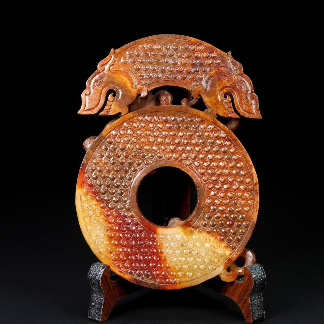 An Exquisite White Jade Chi-Dragon Pattern Ornament - 2