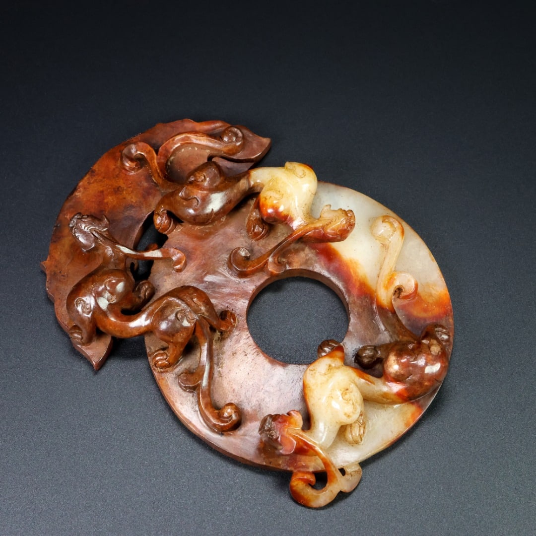 An Exquisite White Jade Chi-Dragon Pattern Ornament - 7