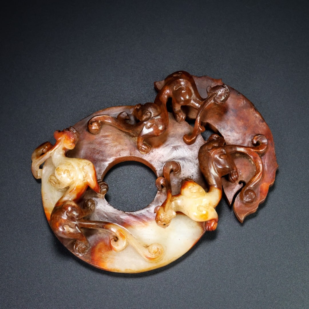 An Exquisite White Jade Chi-Dragon Pattern Ornament - 8