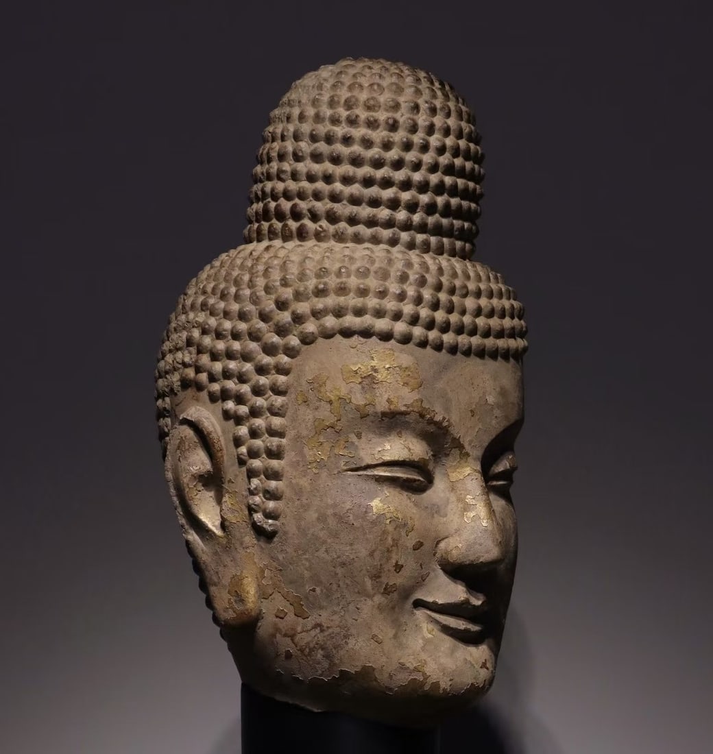 An Exquisite Limestone Buddha head - 2