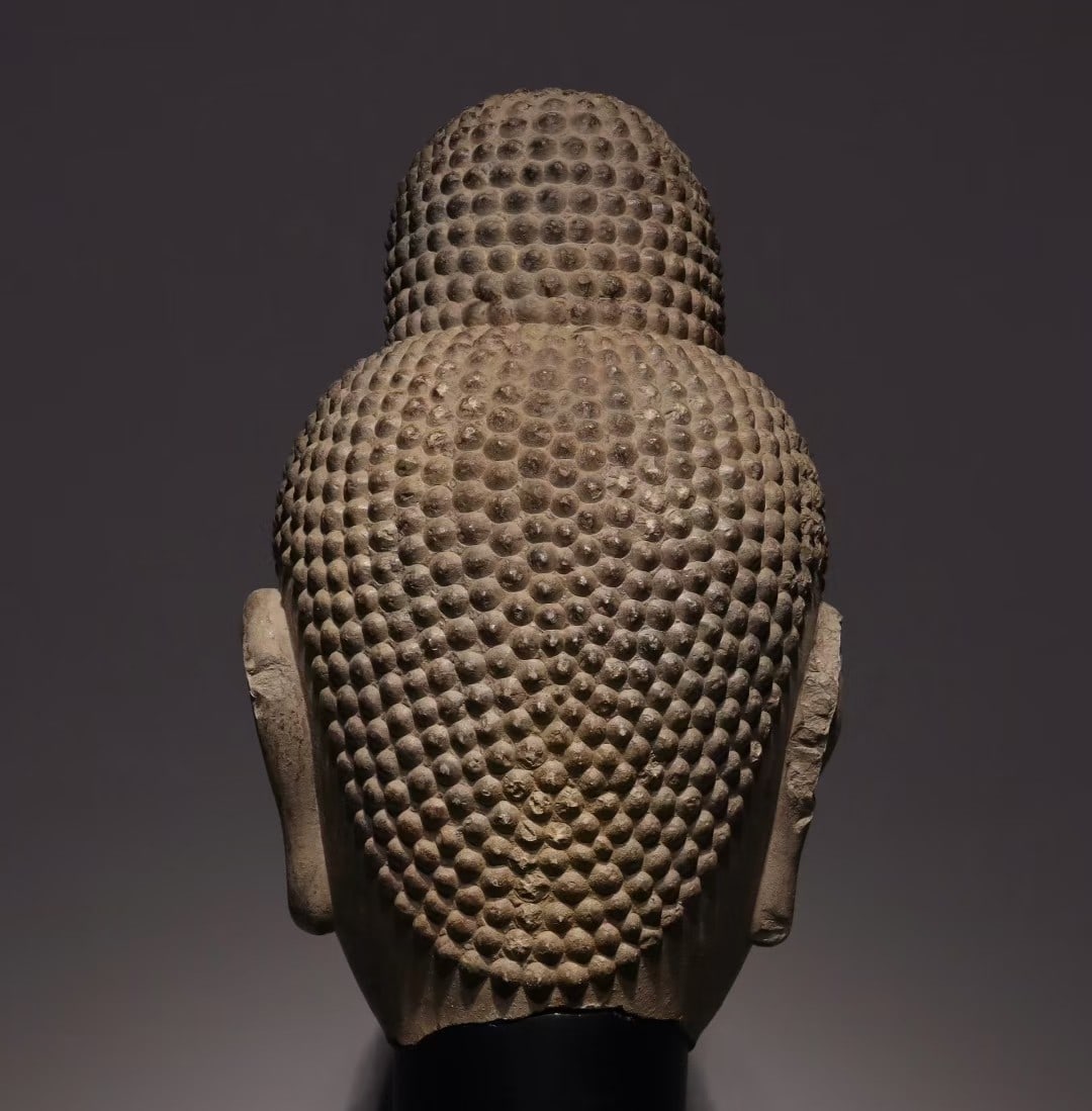 An Exquisite Limestone Buddha head - 6