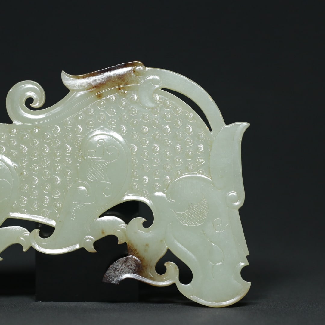 An Exquisite White Jade Tiger Ornament - 8