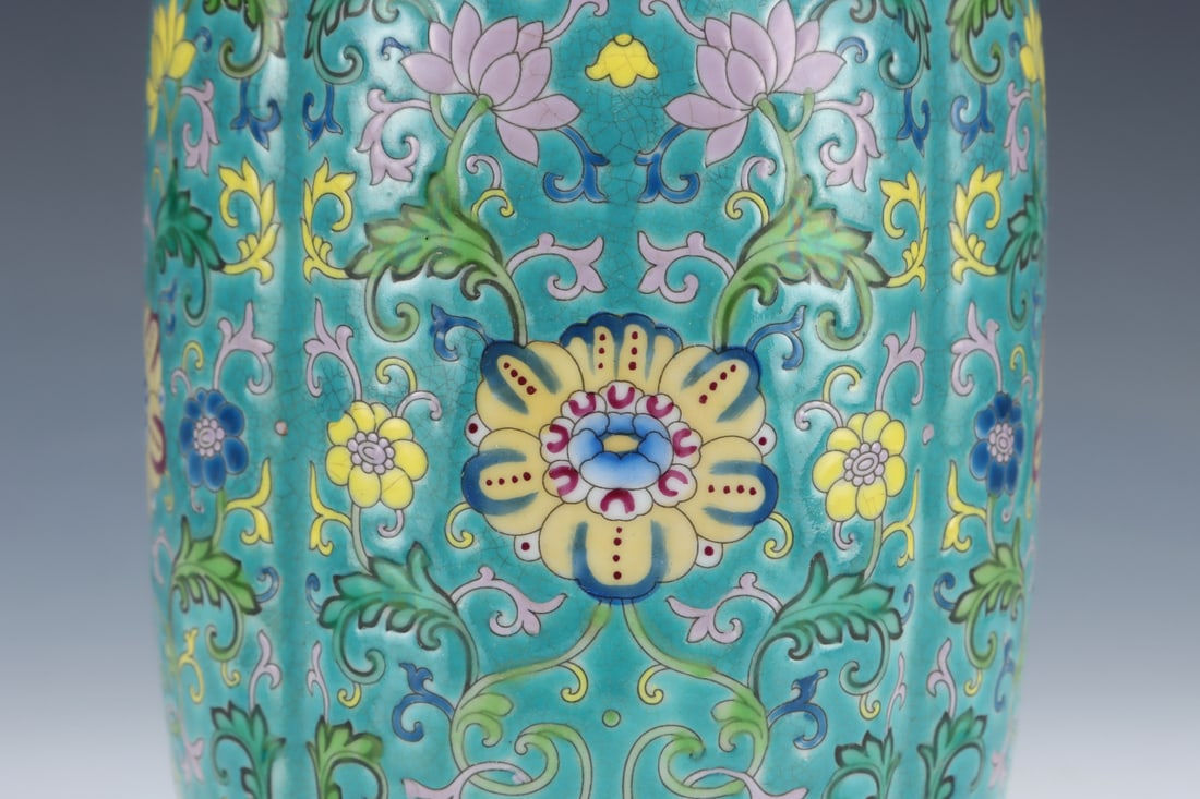An Exquisite Enamel Lotus Pattern Palace Lantern - 6