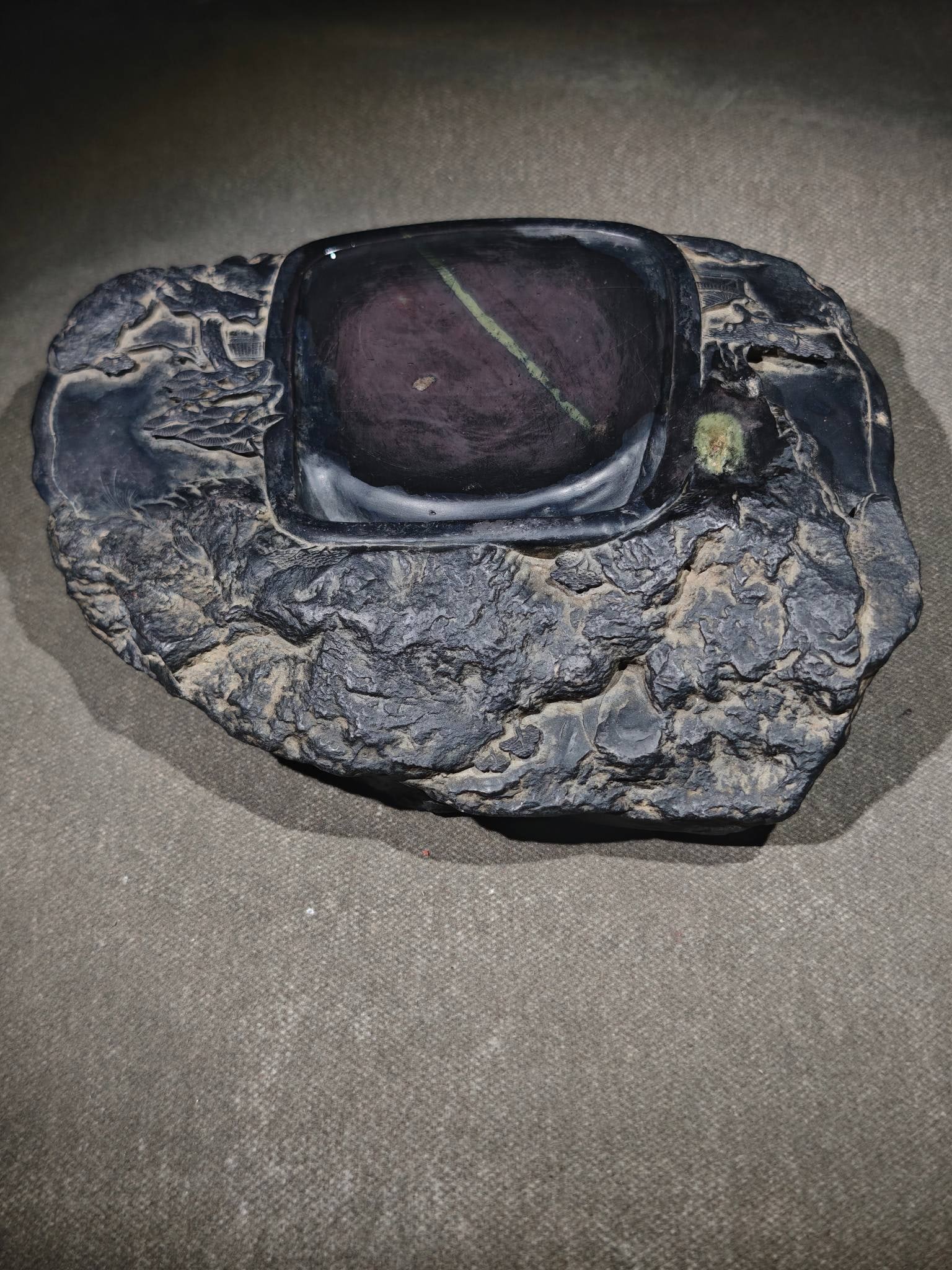 An Exquisite Landscape Pattern Inkstone - 5