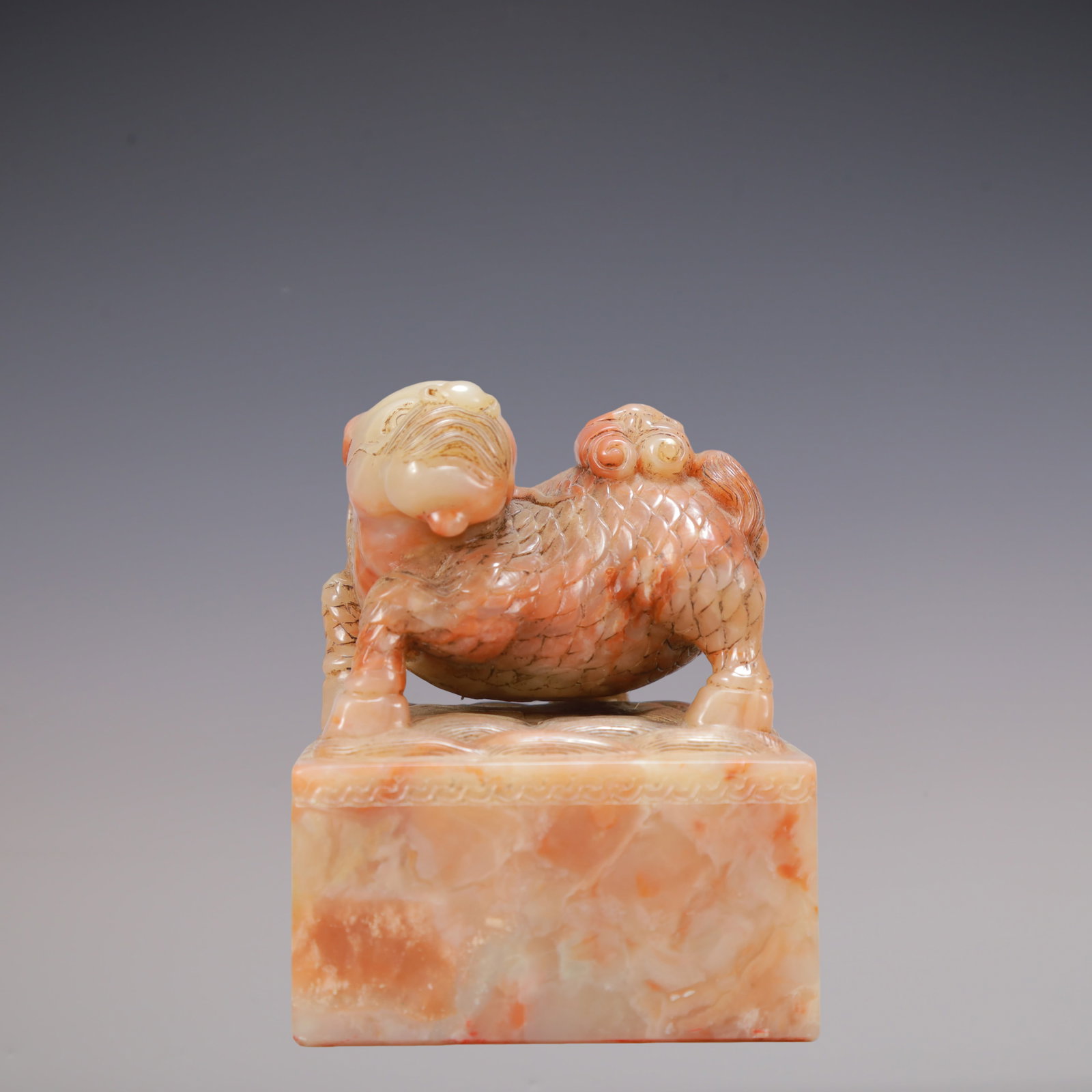 A Exquisite Shoushan Stone Auspicious Beast Seal: A Exquisite Shoushan Stone Auspicious Beast Seal Qing Dynasty, China Size:6.7cmx5.7cmx8.5cm Weight:550g (The Dimensions Of All Batches Are Manually Measured.If You Need More Detailed Information, Plea