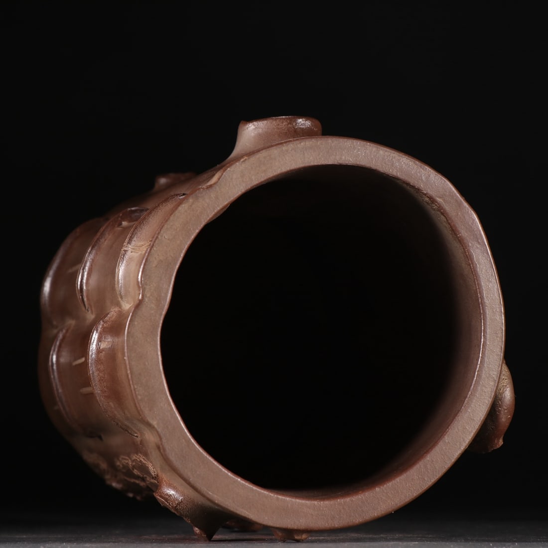 An Exquisite Purple Sands Flower Pattern Brush Pot - 8