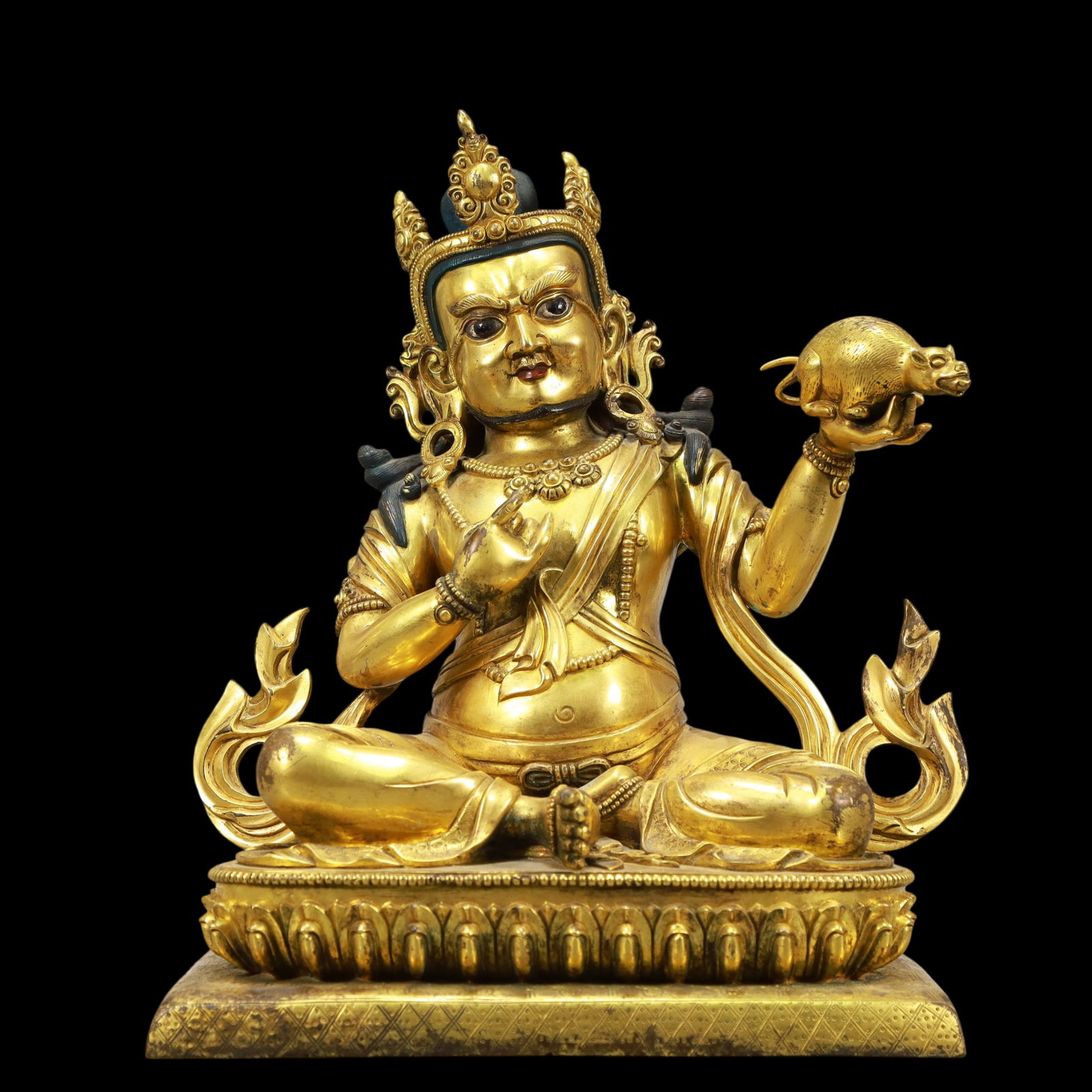 A Exquisite Gilt Bronze Statue of Mammon: A Exquisite Gilt Bronze Statue of Mammon Ming Dynasty, China Size:26.5cmx19cmx31cm Weight:9610g (The Dimensions Of All Batches Are Manually Measured.If You Need More Detailed Information, Please