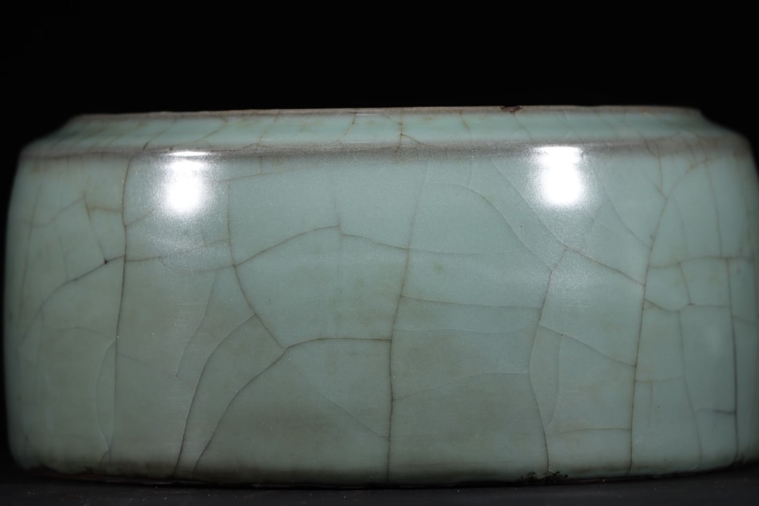 An Exquisite Guan yao Celadon Glazed Box - 5