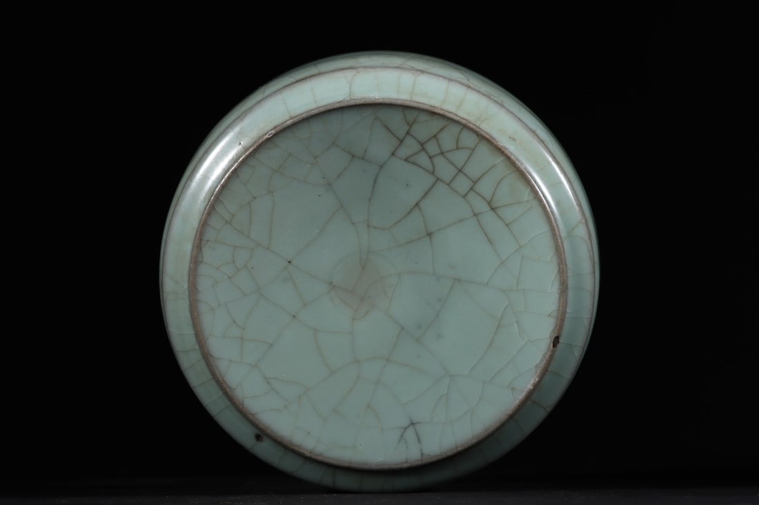 An Exquisite Guan yao Celadon Glazed Box - 6