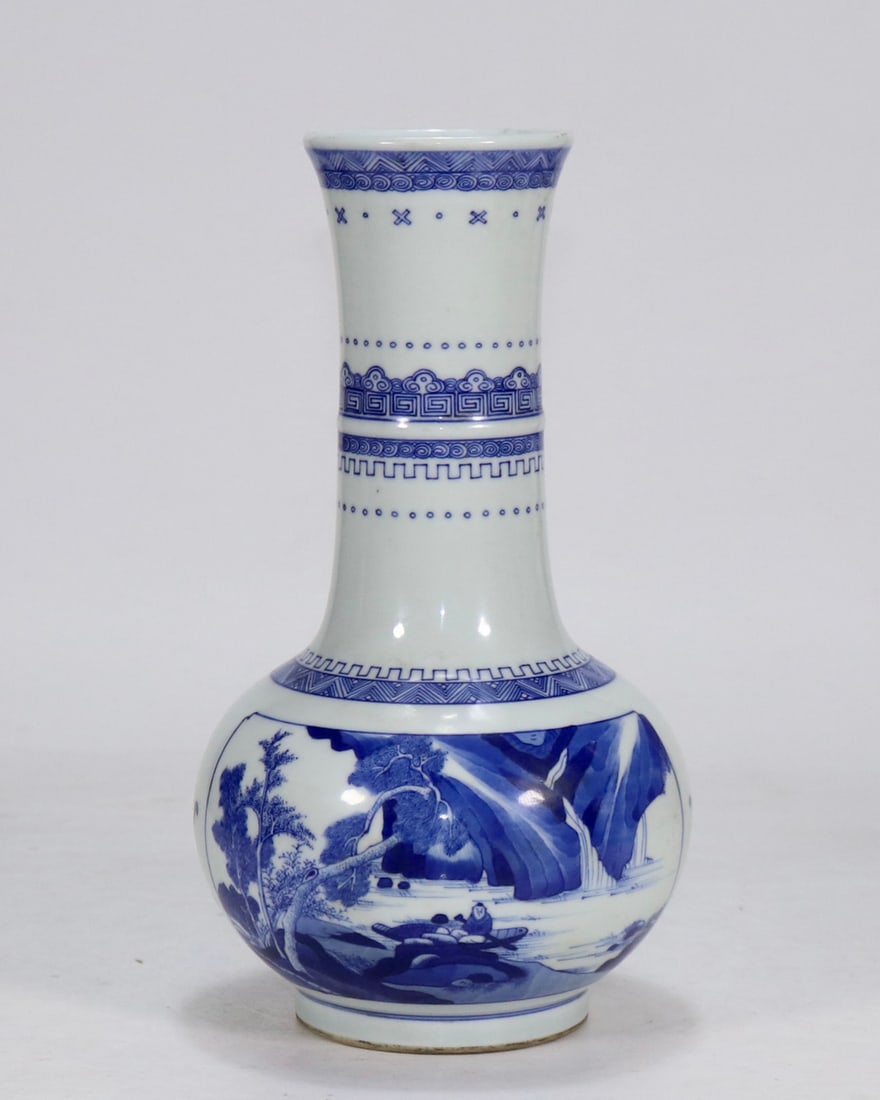 An Exquisite Blue and White Landscape and Figure Pattern Vase: An Exquisite Blue and White Landscape and Figure Pattern Vase Qing Dynasty, China Size:26.5cmx7.8cm (The Dimensions Of All Batches Are Manually Measured.If You Need More Detailed Information,