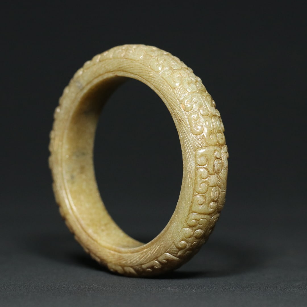 An Exquisite White Jade Beast-Face Pattern Dragon Pattern Bracelets - 3