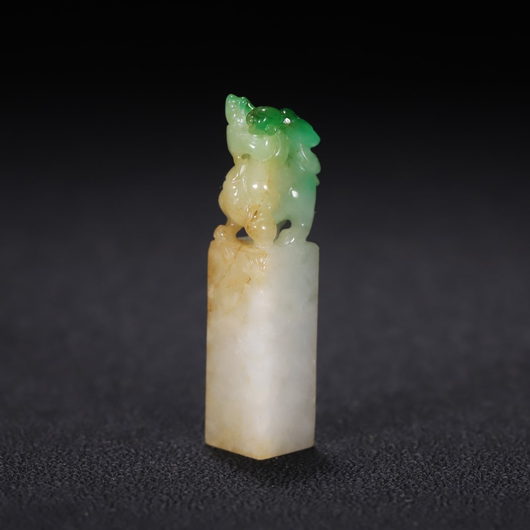 An Exquisite White Jade Kylin Seal - 3