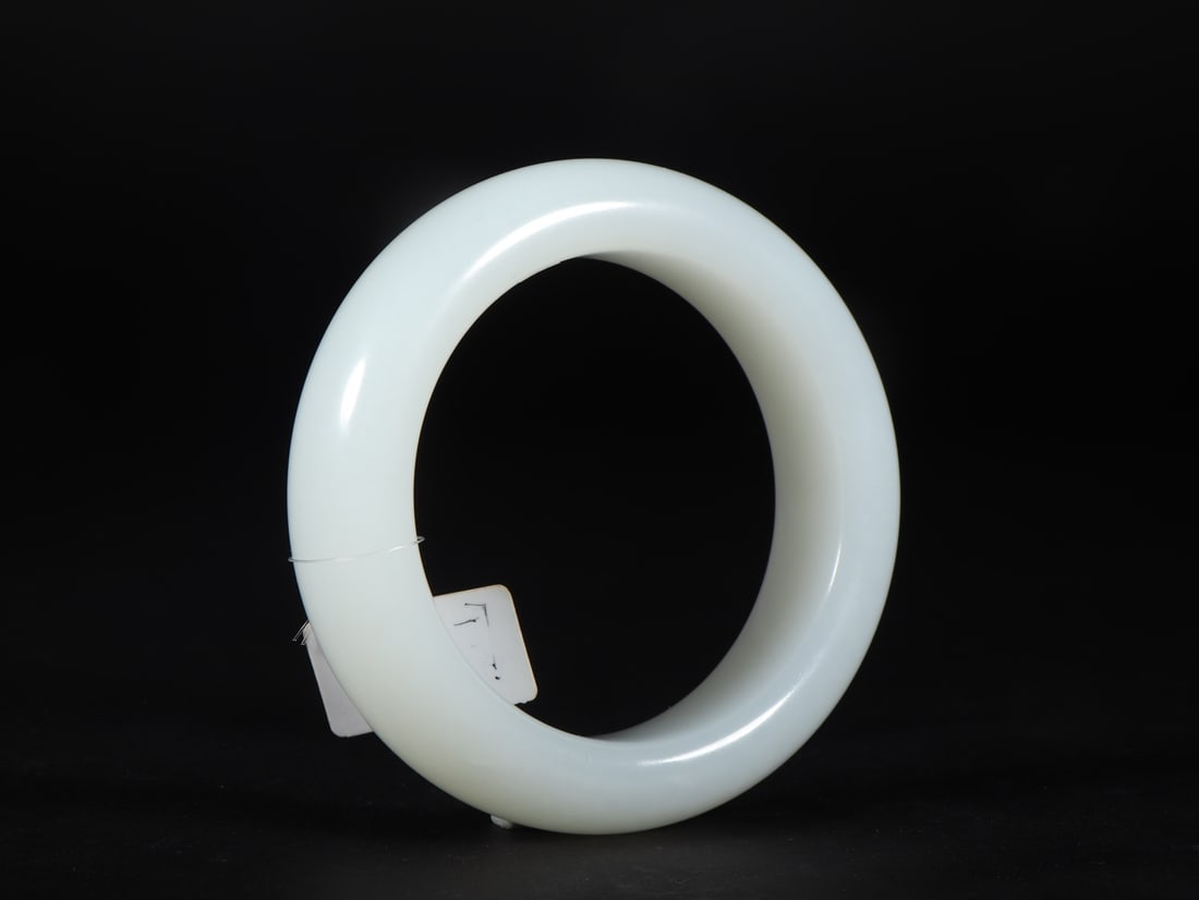 An Exquisite White Jade Bracelets - 3