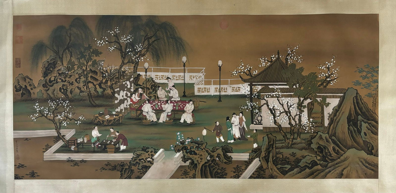 An Fabulous Chinese Ink Character and Story By Silk: An Fabulous Chinese Ink Character and Story By Silk Qiu ying Without frame Size:141.5cmx64cm (The Dimensions Of All Batches Are Manually Measured.If You Need More Detailed Information, Please